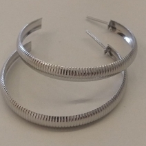 ARGOLA AÇO TRABALHADA 4CM