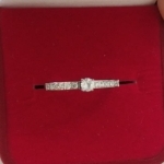 SOLITARIO AÇO ZIRC RDD   CX BAIXA   3MM CRAVEJ LATERAL 6 ZIRC