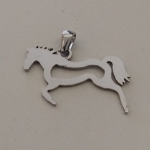 PINGENTE AÇO CAVALO CHAPA VAZADO 32MM