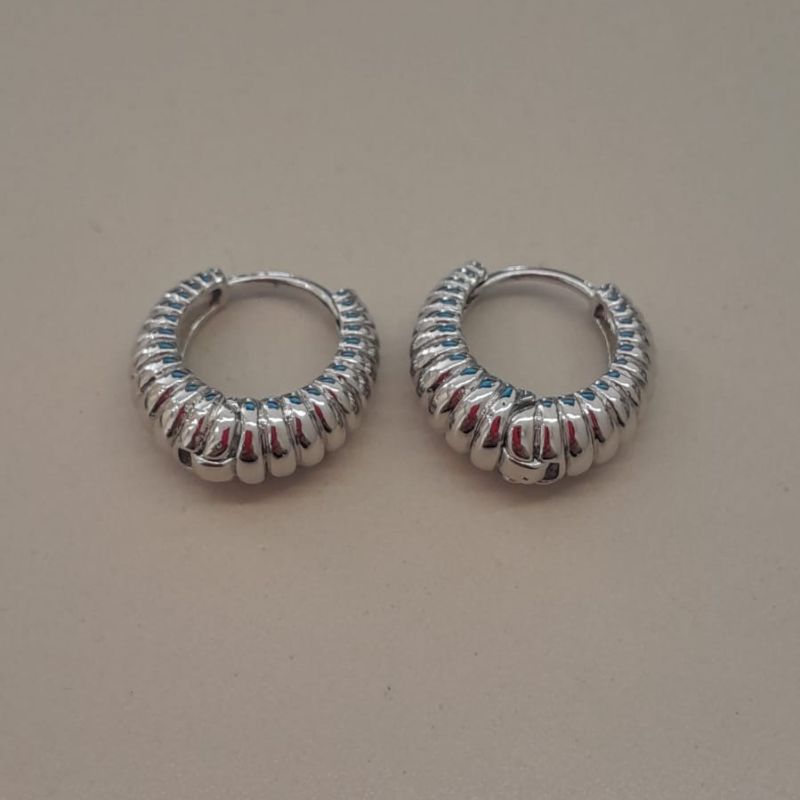 ARGOLA RB RISCADA CLICK18MM