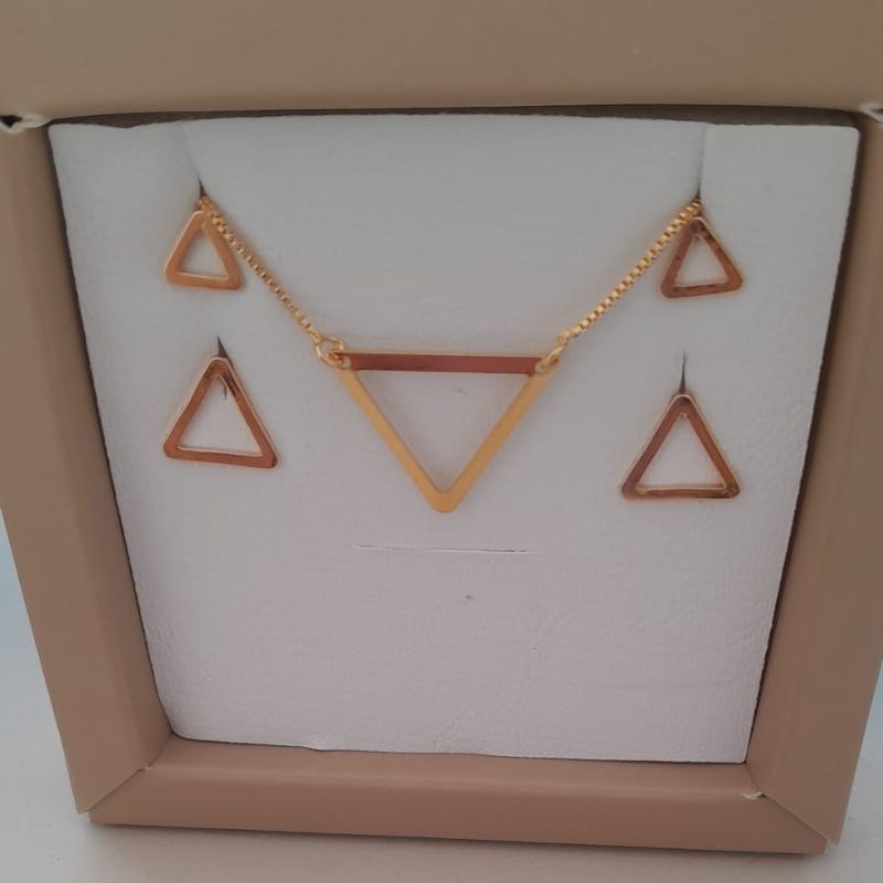 CONJ FO TRIANGULO LISO VAZ