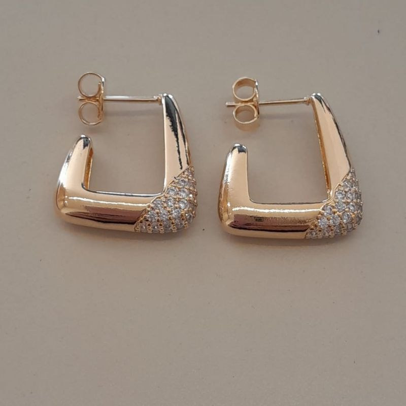 ARGOLA GEOMETRICA LISA PONTA CRAVEJ 15MM
