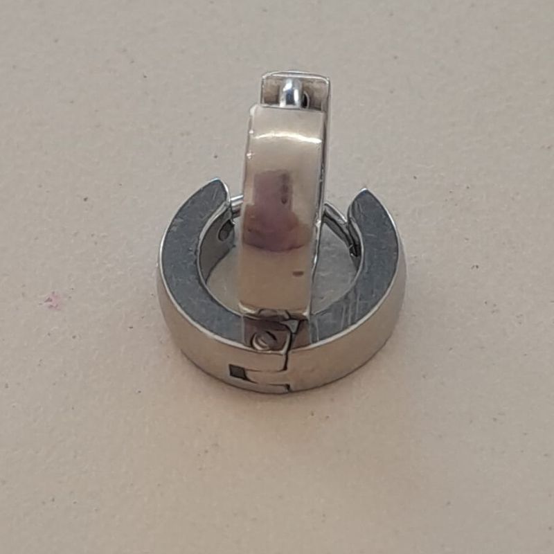 ARGOLA ACO  LISA ABAULADA 10MM X 7MM