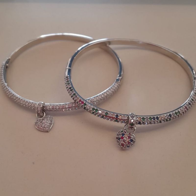 BRACELETE RB 3 FIL CRAVEJ CORA PEND
