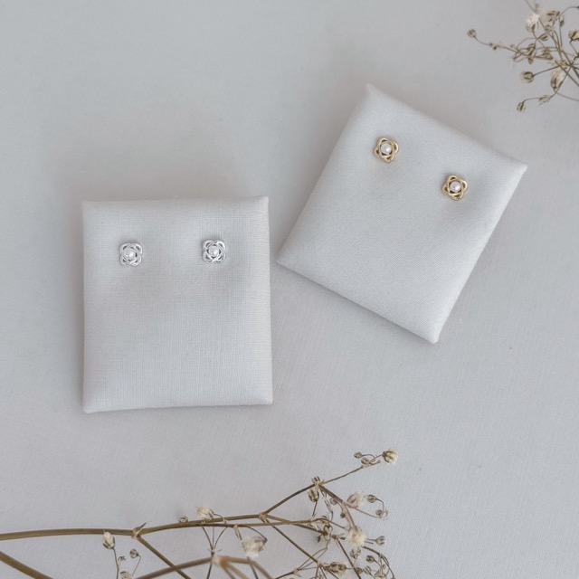 07.2694.15.S - (Tam.P) Brinco de efeito anéis planetários com pérola central