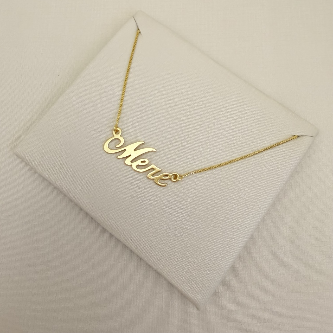 09.0256.0.O - (V6) Colar de nome personalizado