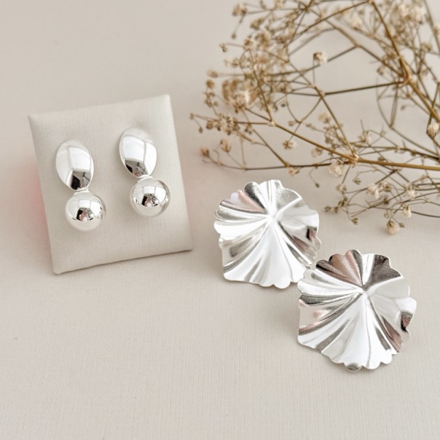 06.1858.0.S - Birnco de base oval grande com pingente de bola