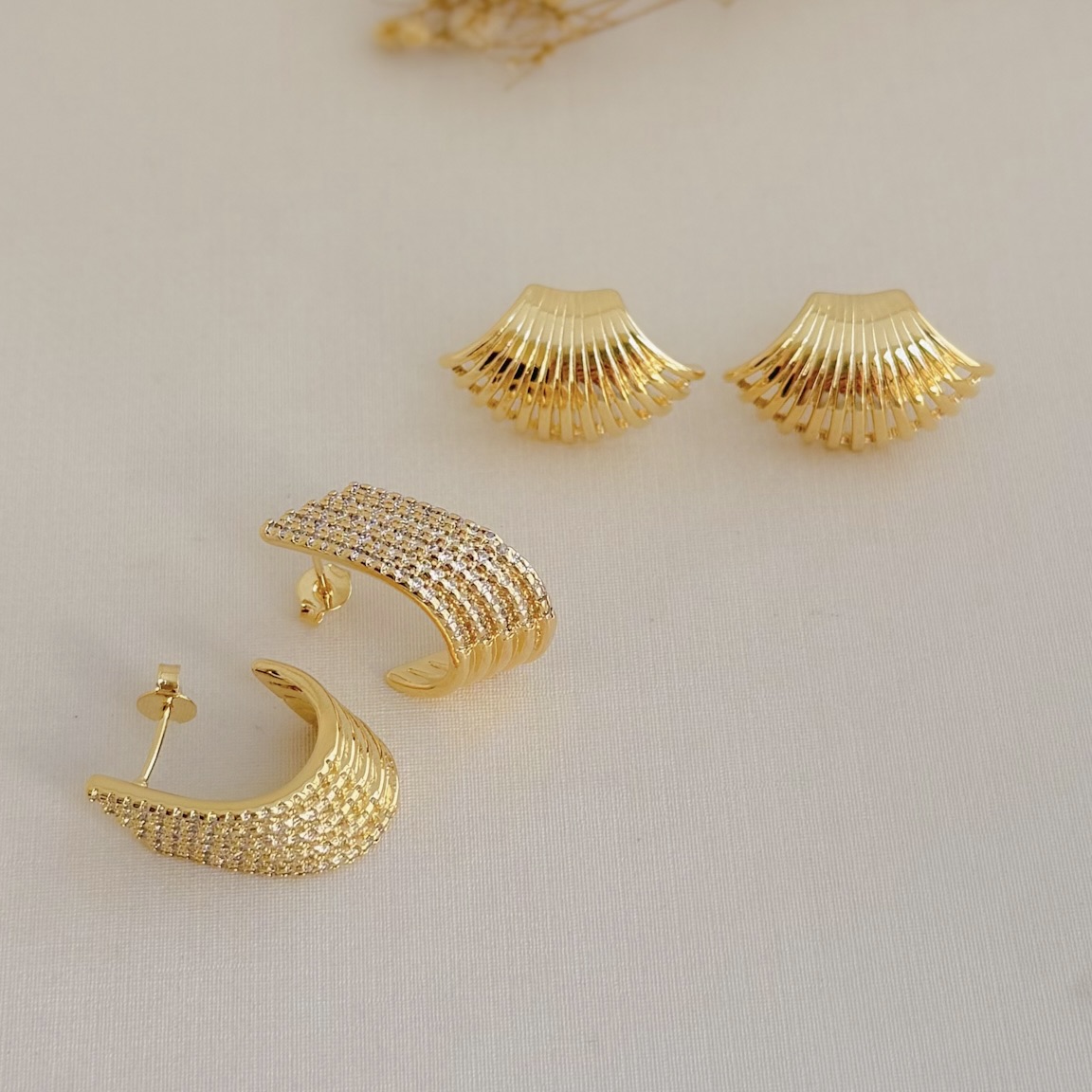 06.1876.0.O - Brinco em doze barras lisas em efeito rastelo