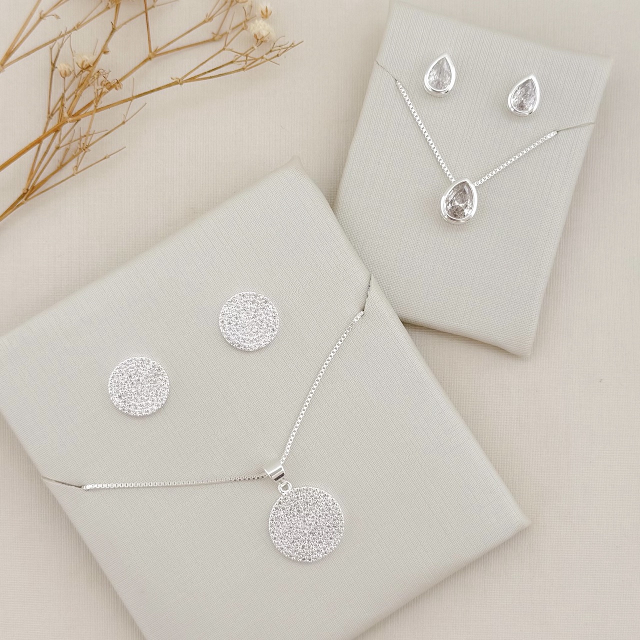 08.0601.1.S - (45) Conjunto de moeda em cravação chuveiro com contrargola