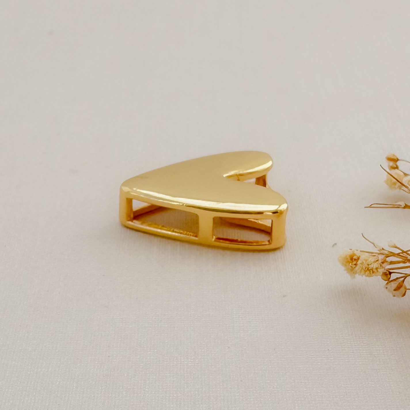 11.0604.0.O - Pingente de coração liso com galeria