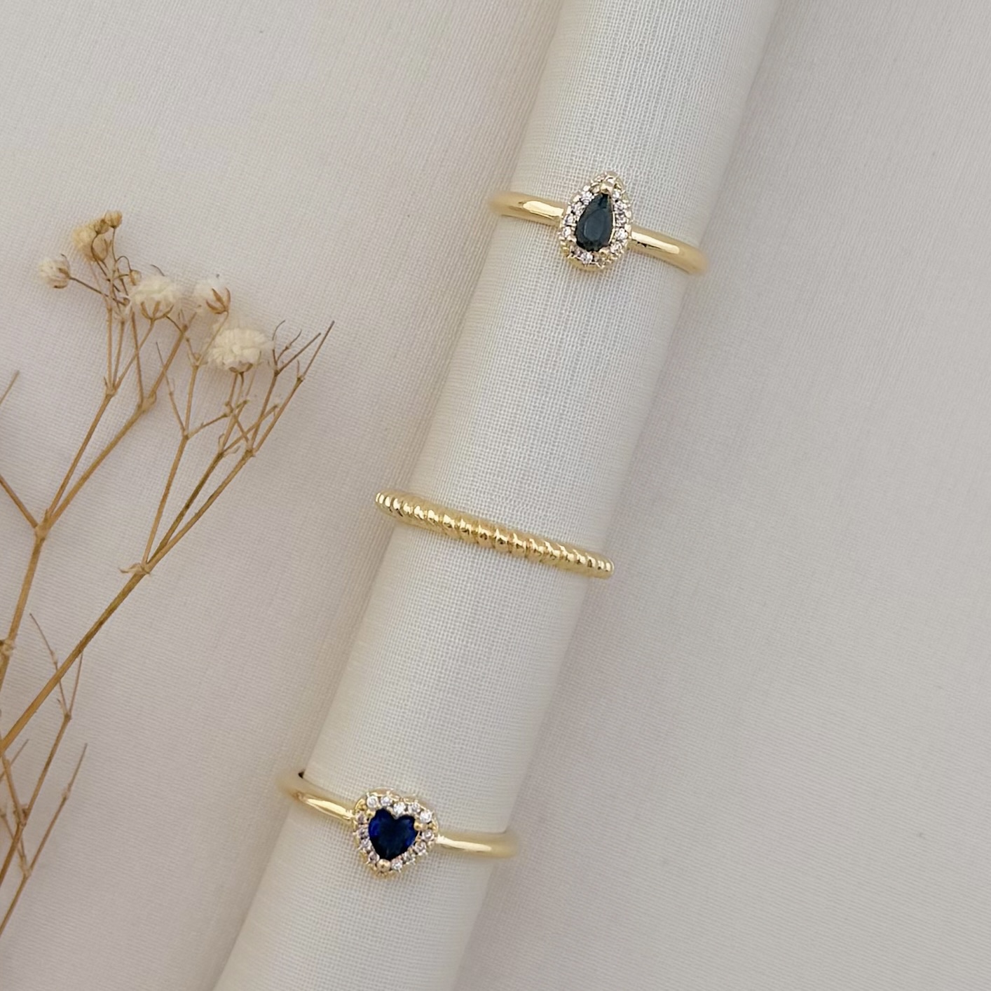 03.2454.0.O - (19) Anel de aro em efeito torcido liso clássico