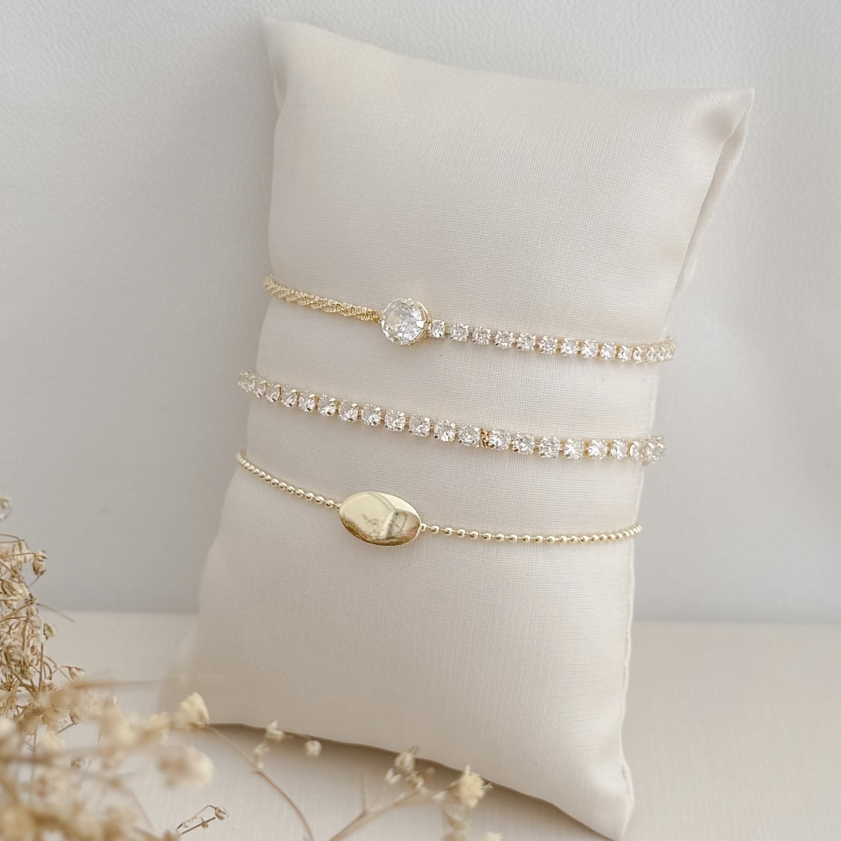 12.2215.0.O - Pulseira de bolinhas lisas com central em chapa oval lisa polida