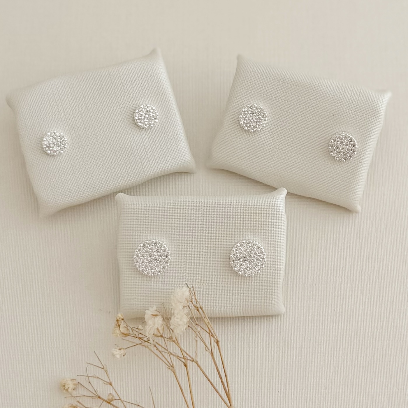 07.2745.1.S - (Tam.G) Brinco formato moeda de cravação chuveiro sem borda