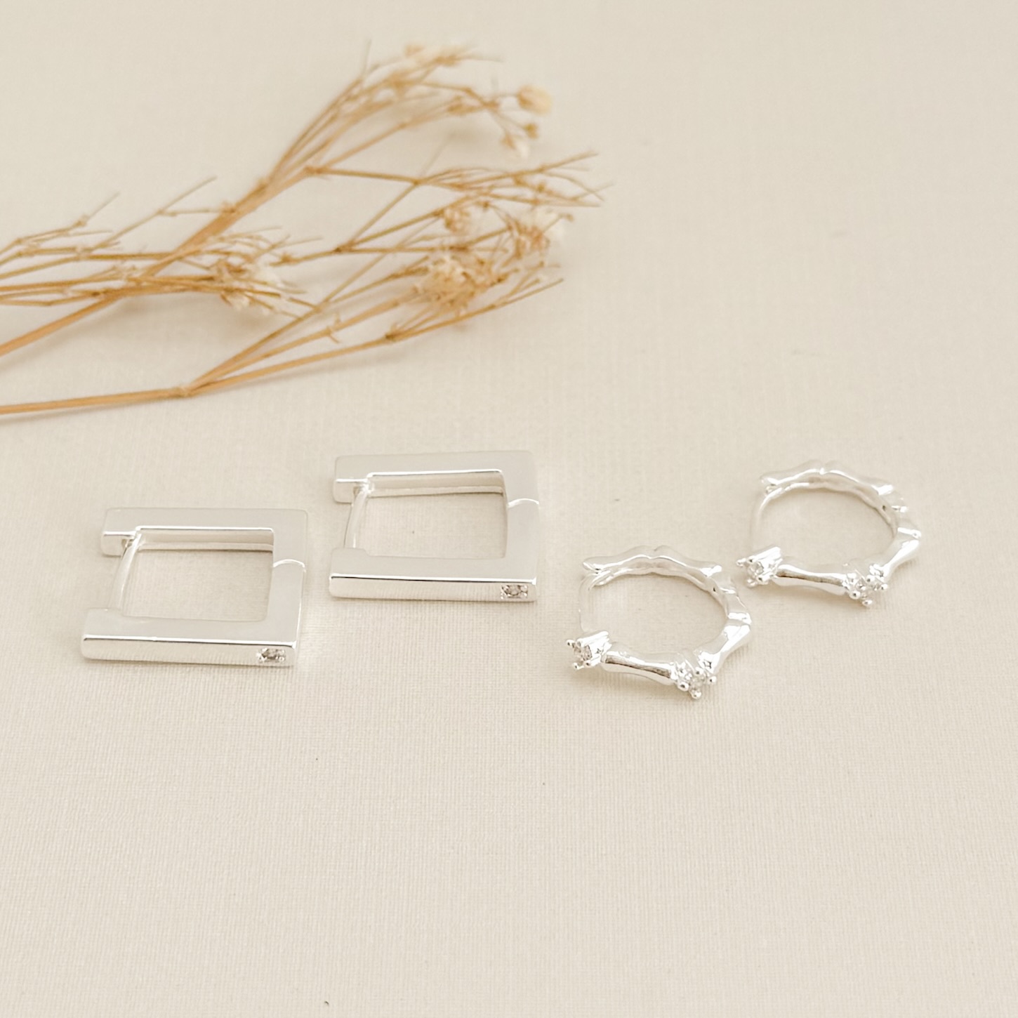 05.3063.1.S - Argola circular circular com efeito bambu liso com pontos de luz entre os gomos