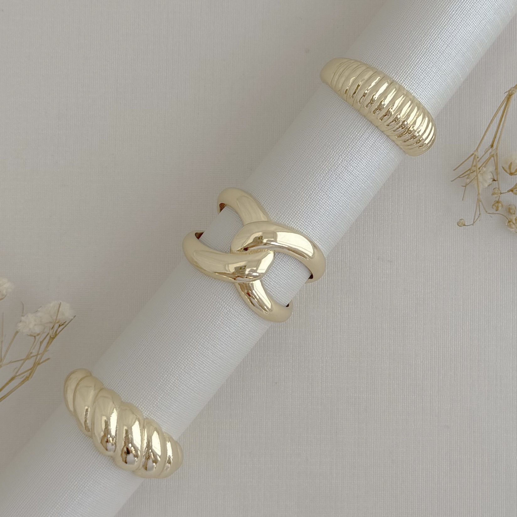 03.2503.0.O - (21) Anel em aro X arredondado liso simples