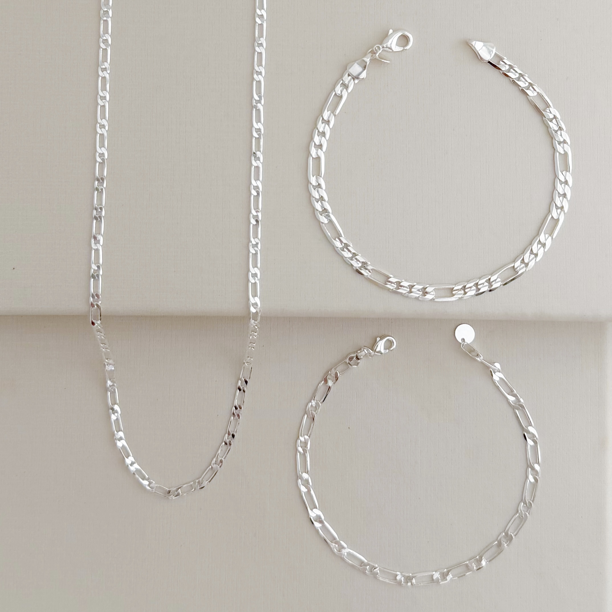 12.1920.0.S - (V2) Pulseira masculina de elos fígaro polidos em estilo um/um de 0,4cm