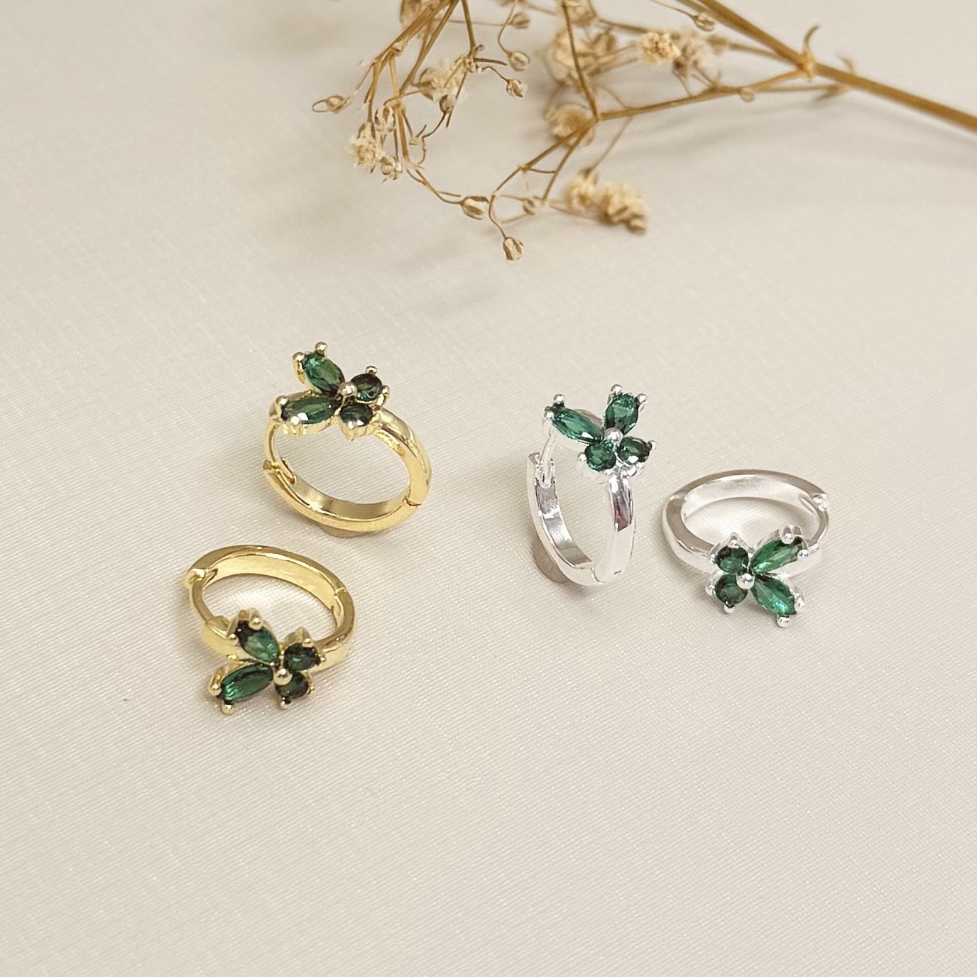 05.3082.5.S - Argola de borboleta verde.