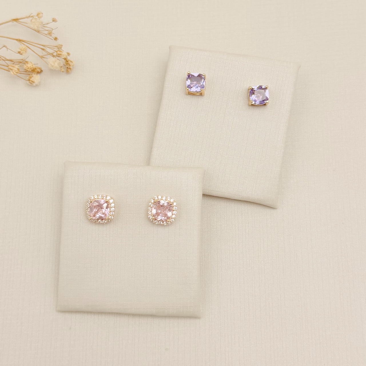 07.2861.12.O - Brinco de ponto de luz quadrado de 0.6m com galeria