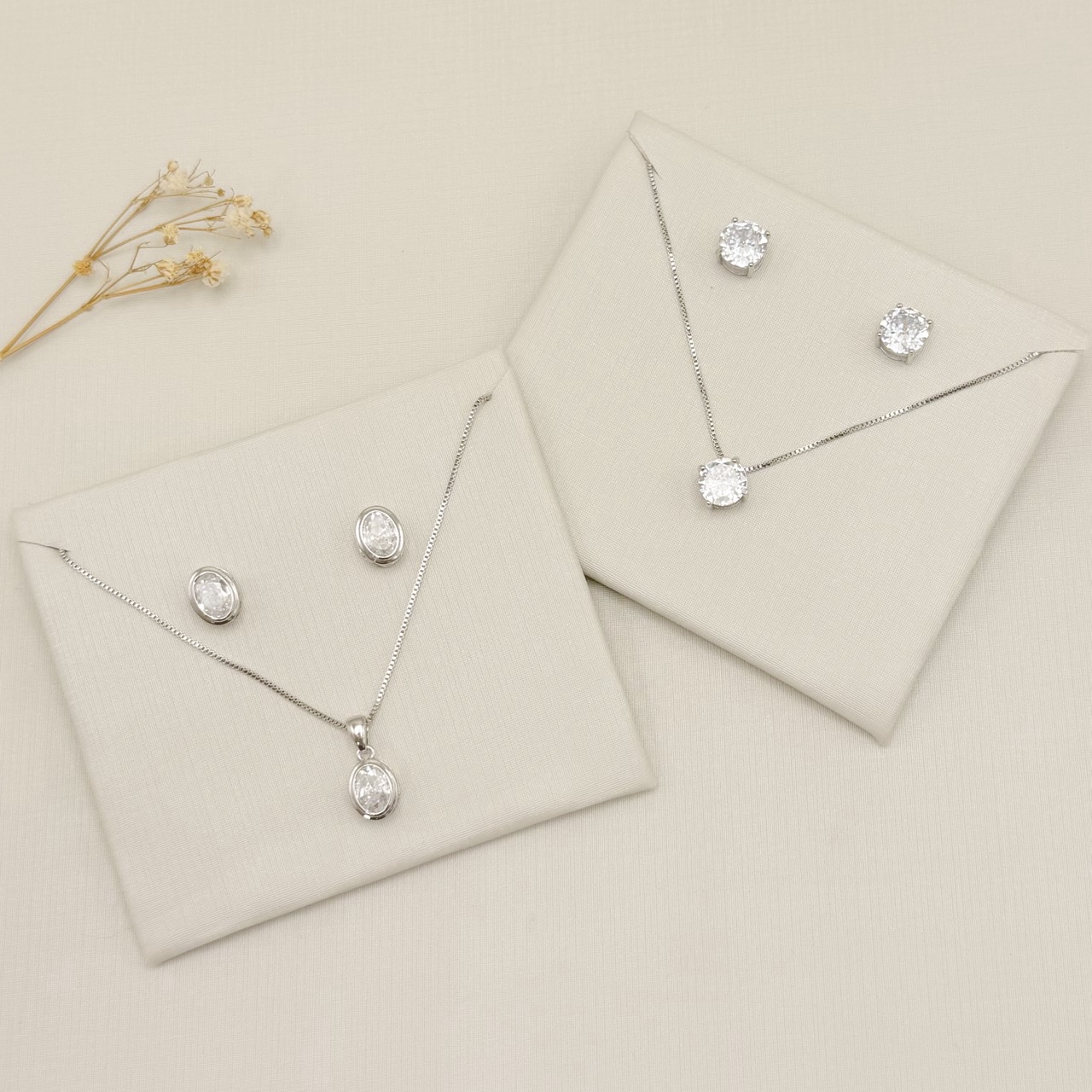 08.0634.1.B - (40) Conjunto de ponto de luz clássico circular com galeria