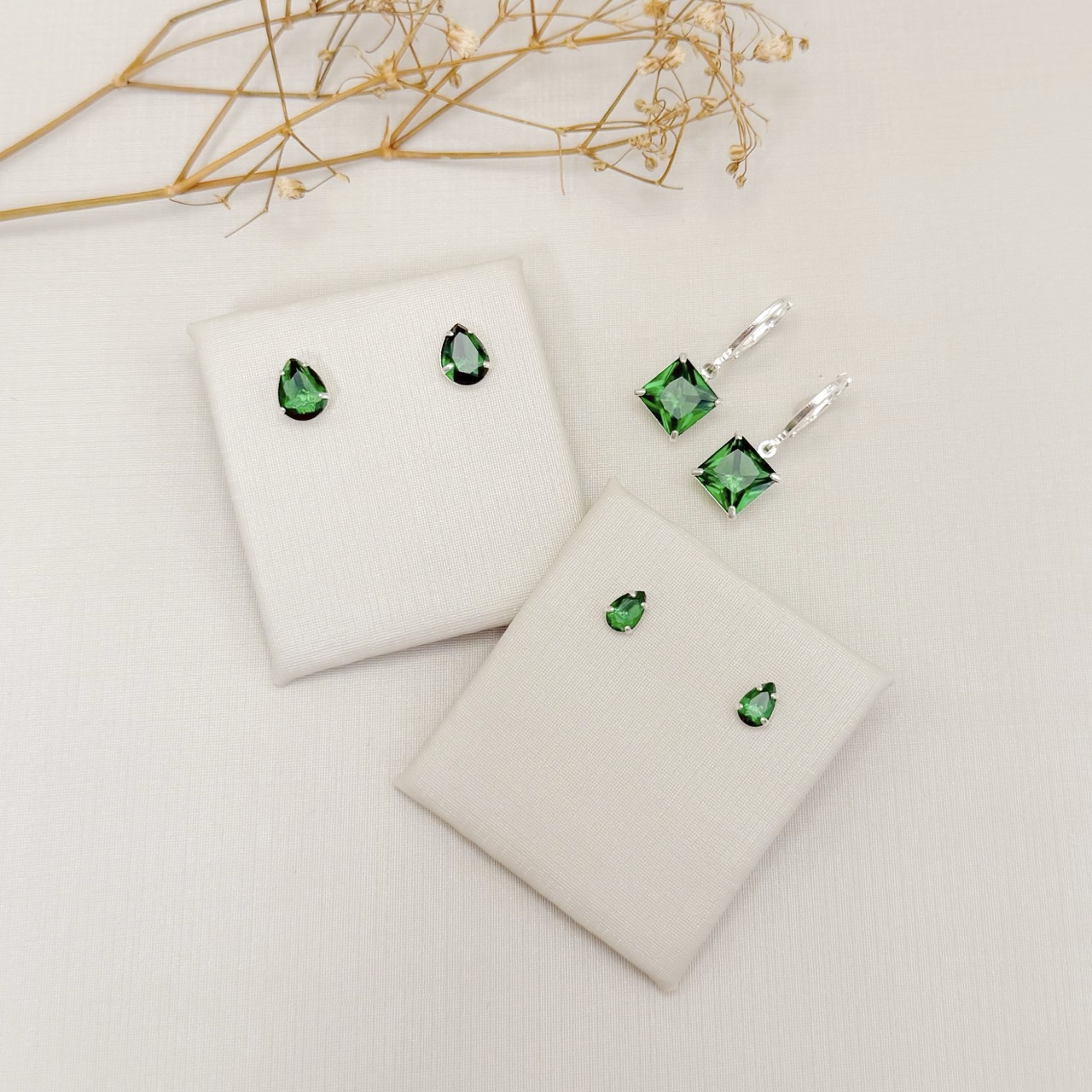 05.3145.5.S - Argola de pressão clássica com pingente 8mm quadrado