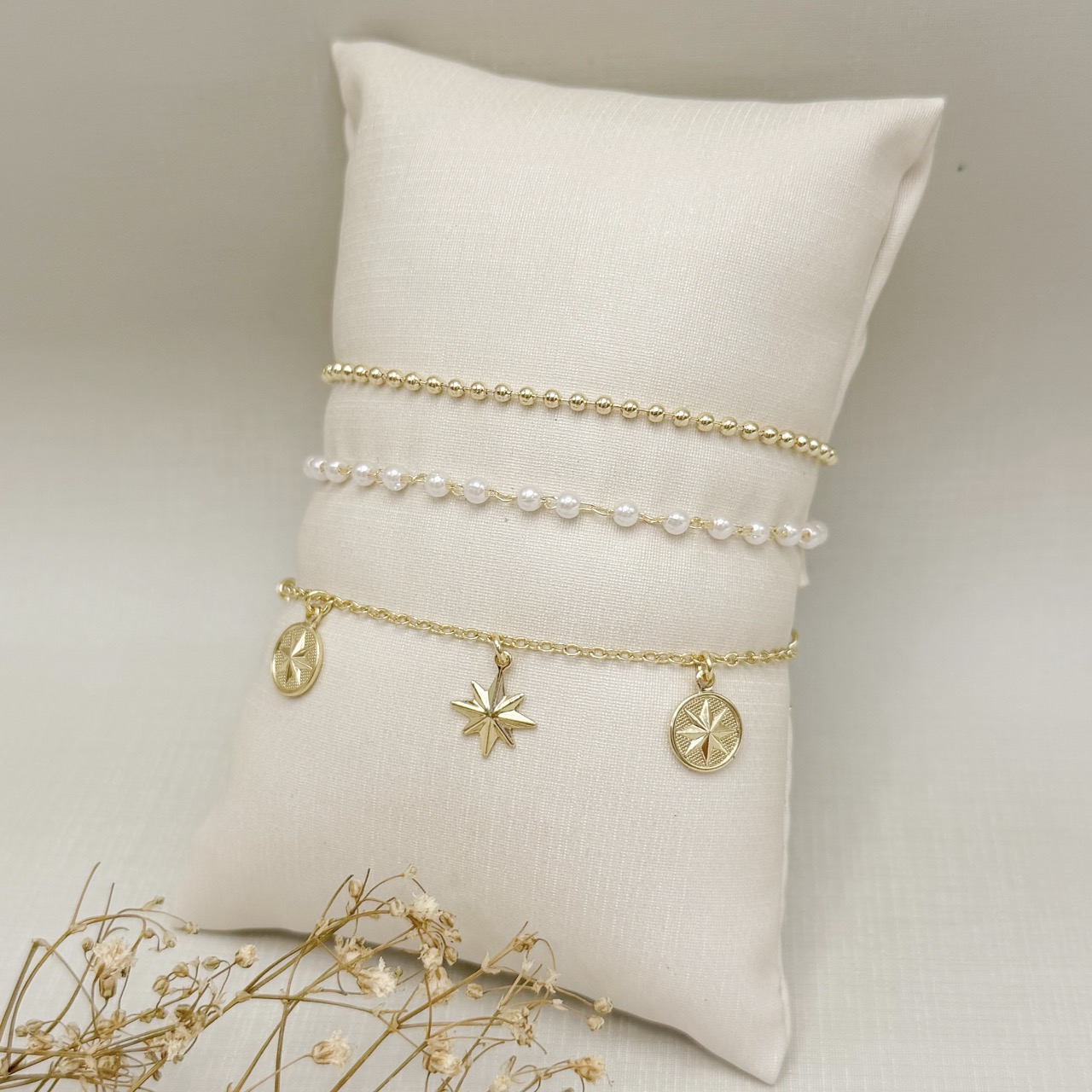 12.2294.15.O - Pulseira de mini pérolas em bolinhas separadas