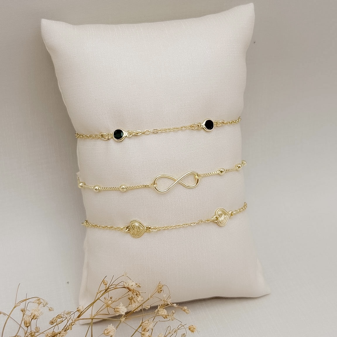 12.2307.0.O - Pulseira de veneziana com bolinhas espaçadas e infinito central liso