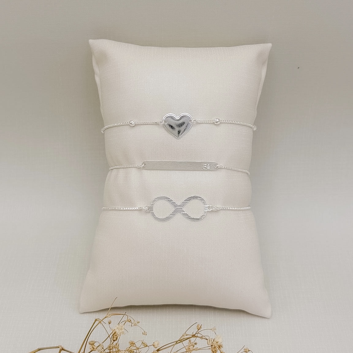 12.2313.0.S - Pulseira veneziana com placa longa com escrita Fé