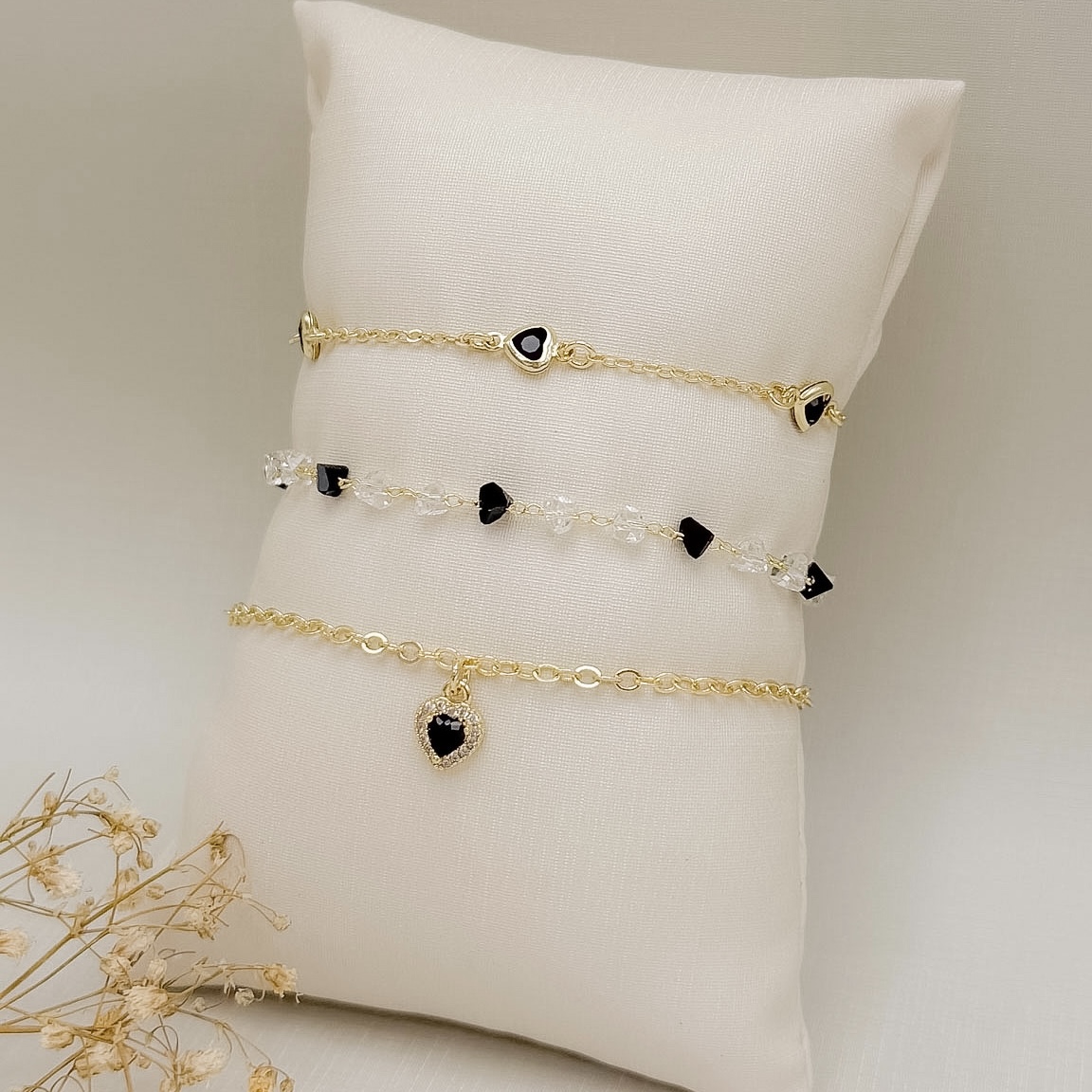 12.2326.2.O - Pulseira estilo tiffany espaçada em formato de coração