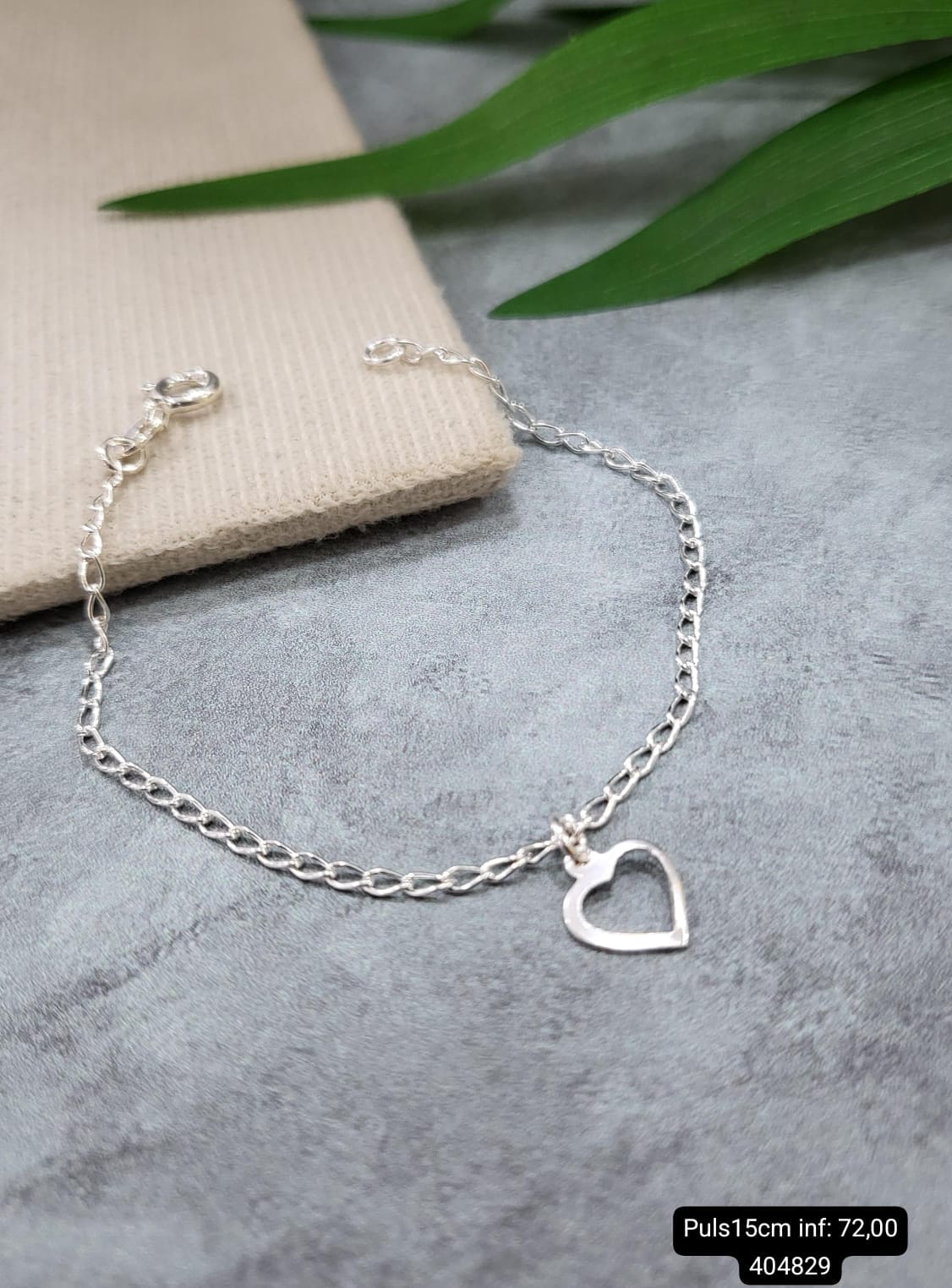 Pulseira infantil com pingente coracao vazado prata 925
