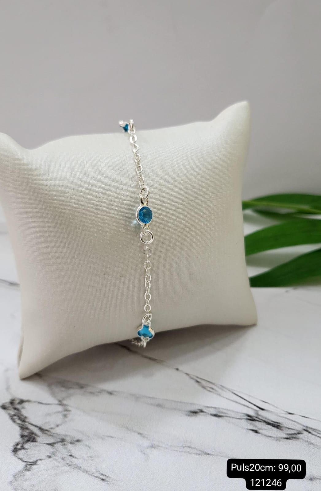 PULSEIRA DE PRATA 925 COM 4 ZIRCONIAS AZUIS CLARO