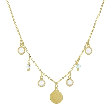 Chocker com uma chapinha redonda com coracao no meio e quatro pedrinhas na cor cristal e duas na cor aqua banhado a ouro 18k