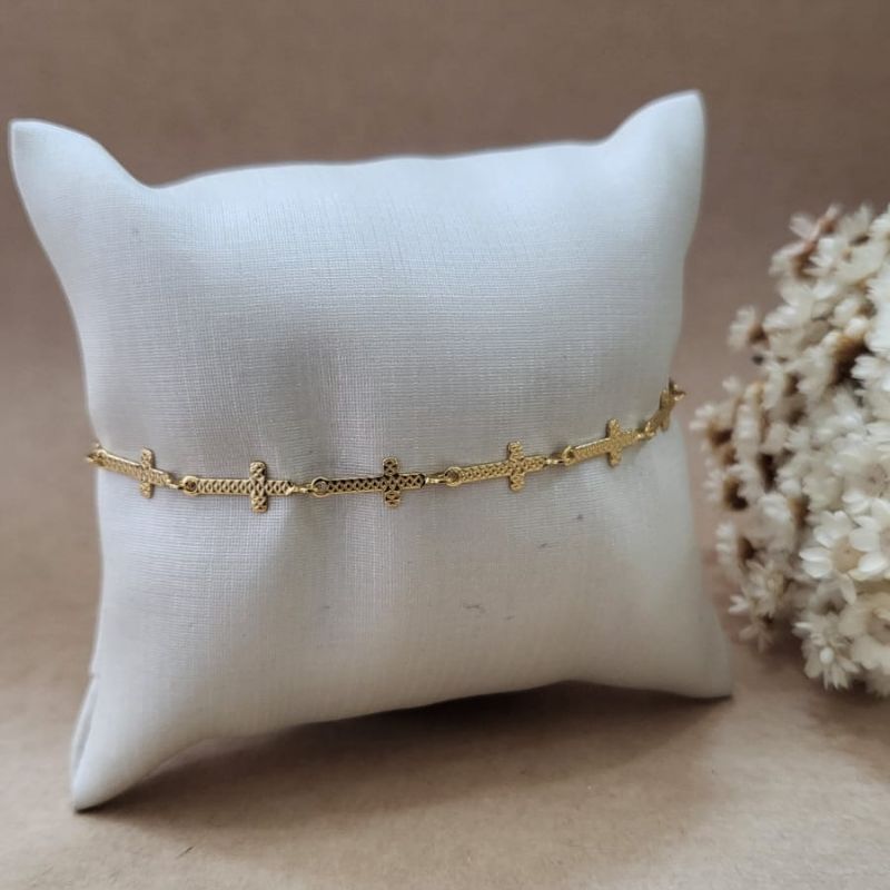 PULSEIRA CRUZES COM EXTENSOR BANHADO A OURO 18K