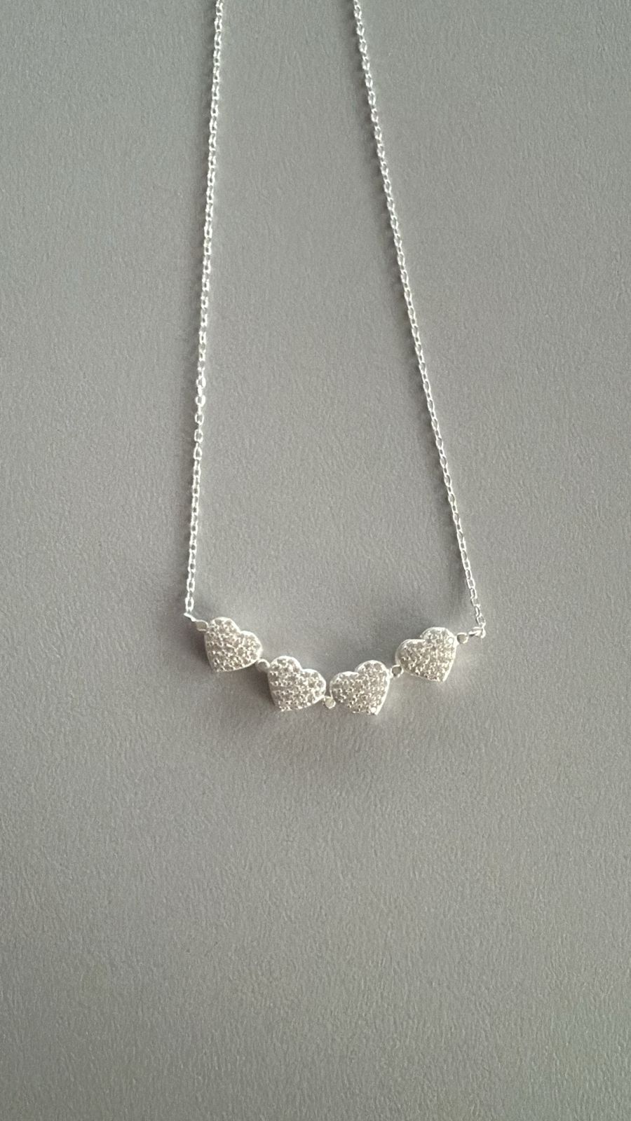 Colar Mini Elos Pingente Trevo/Coração Cravejado