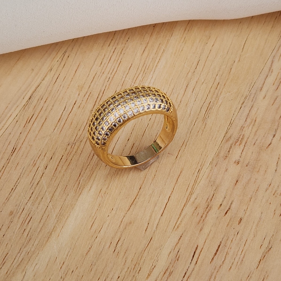 ANEL APARADOR DOURADO CRAVEJADO MICROZIRCÔNIAS CRISTAL 7 FILEIRAS