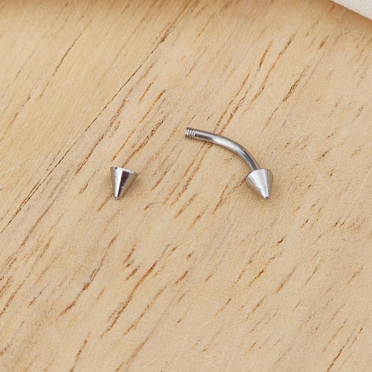 BRINCO PIERCING AÇO INOX PONTIAGUDO