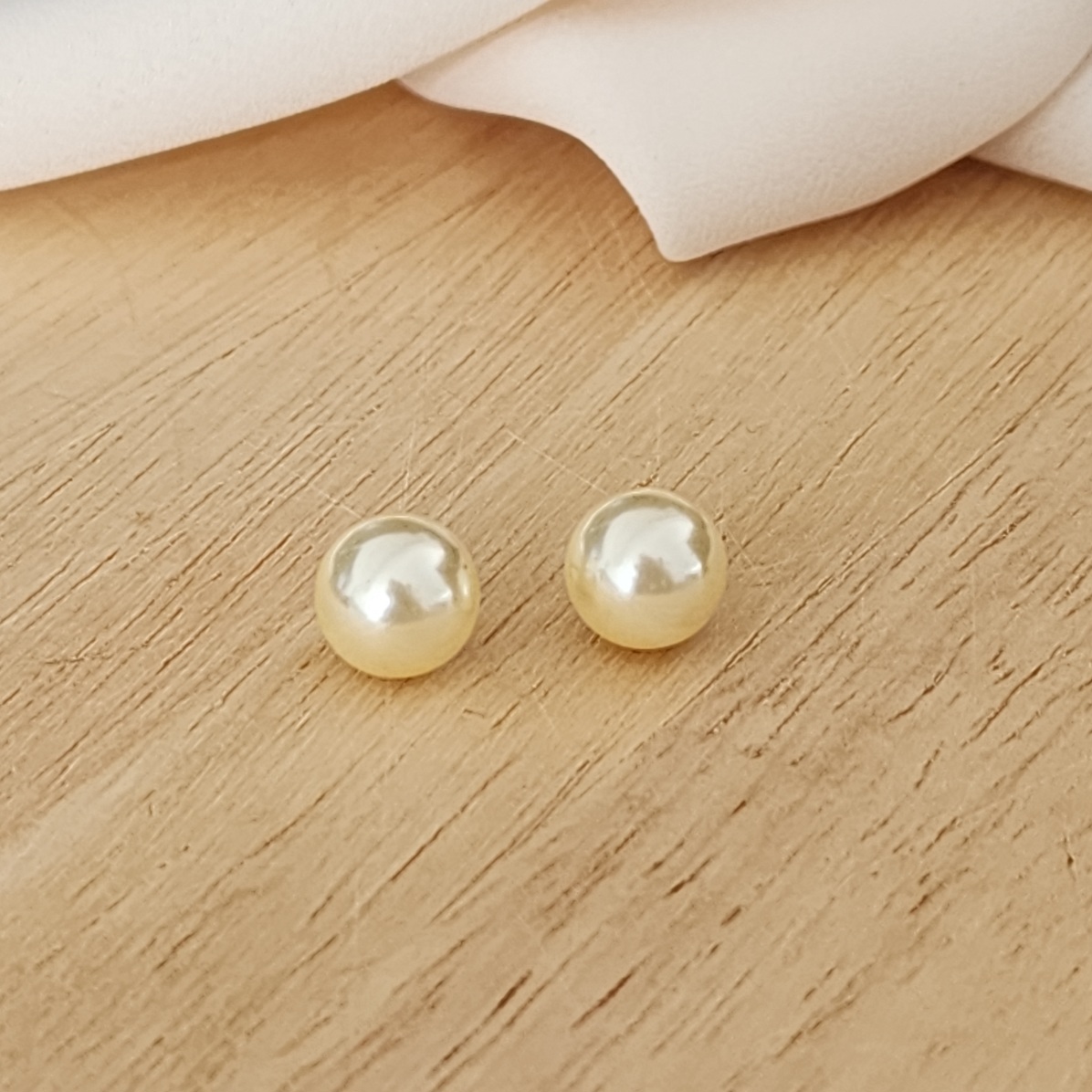BRINCO DOURADO PÉROLA G