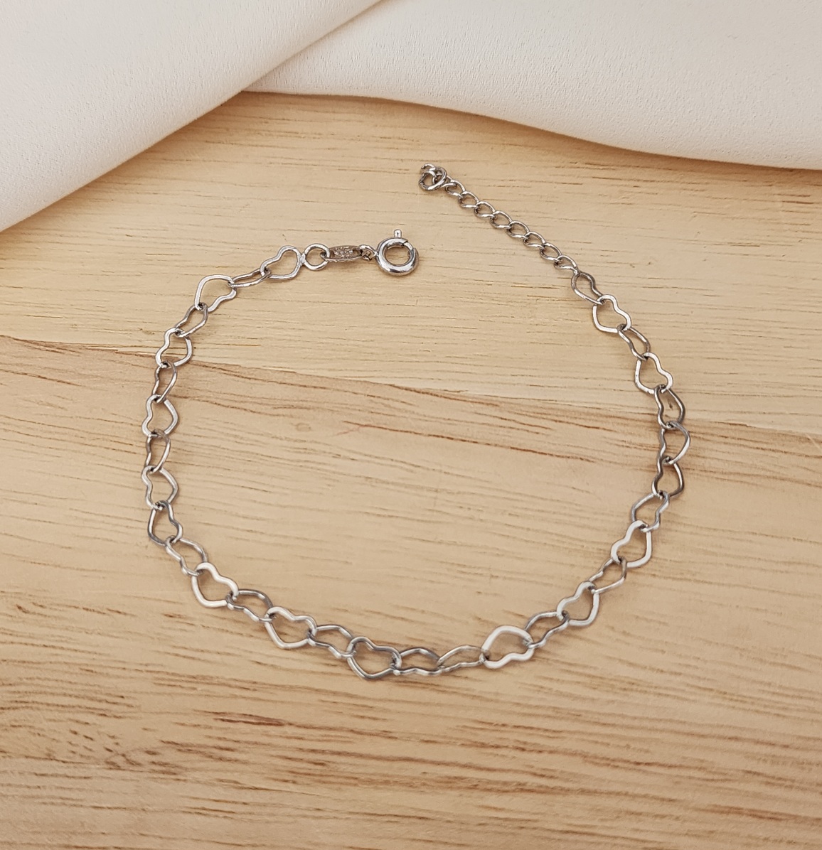 PULSEIRA RÓDIO BRANCO CORRENTE ELOS  DE CORAÇÕES