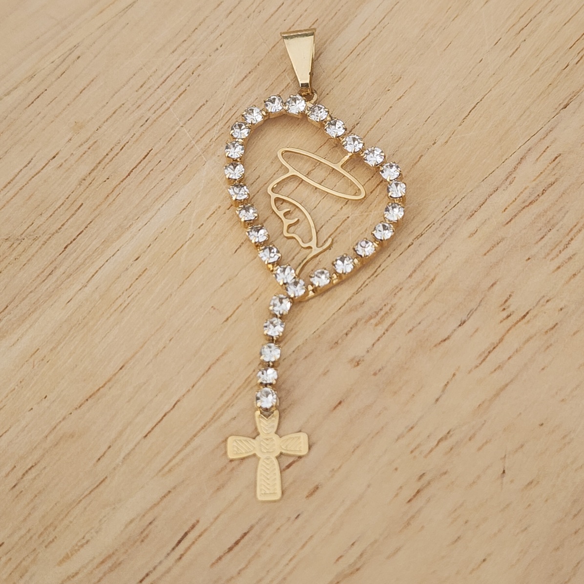 PINGENTE DOURADO TERÇO NOSSA SENHORA DO SILÊNCIO CRAVEJADO ZIRCÔNIAS CRISTAL