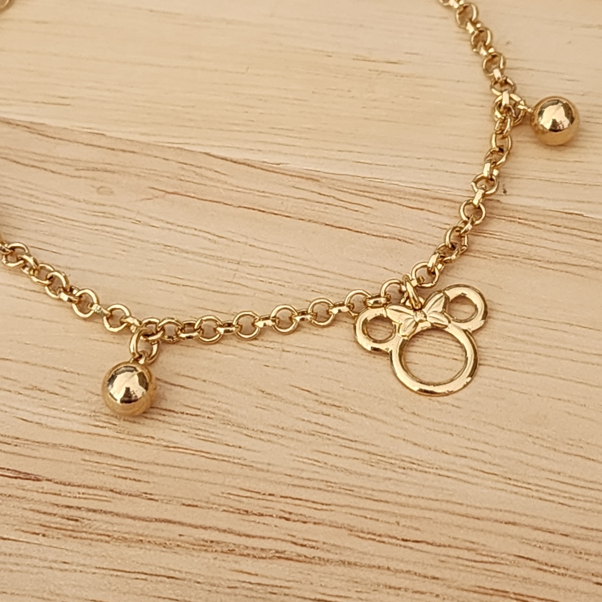 PULSEIRA DOURADA PINGENTE MICKEY