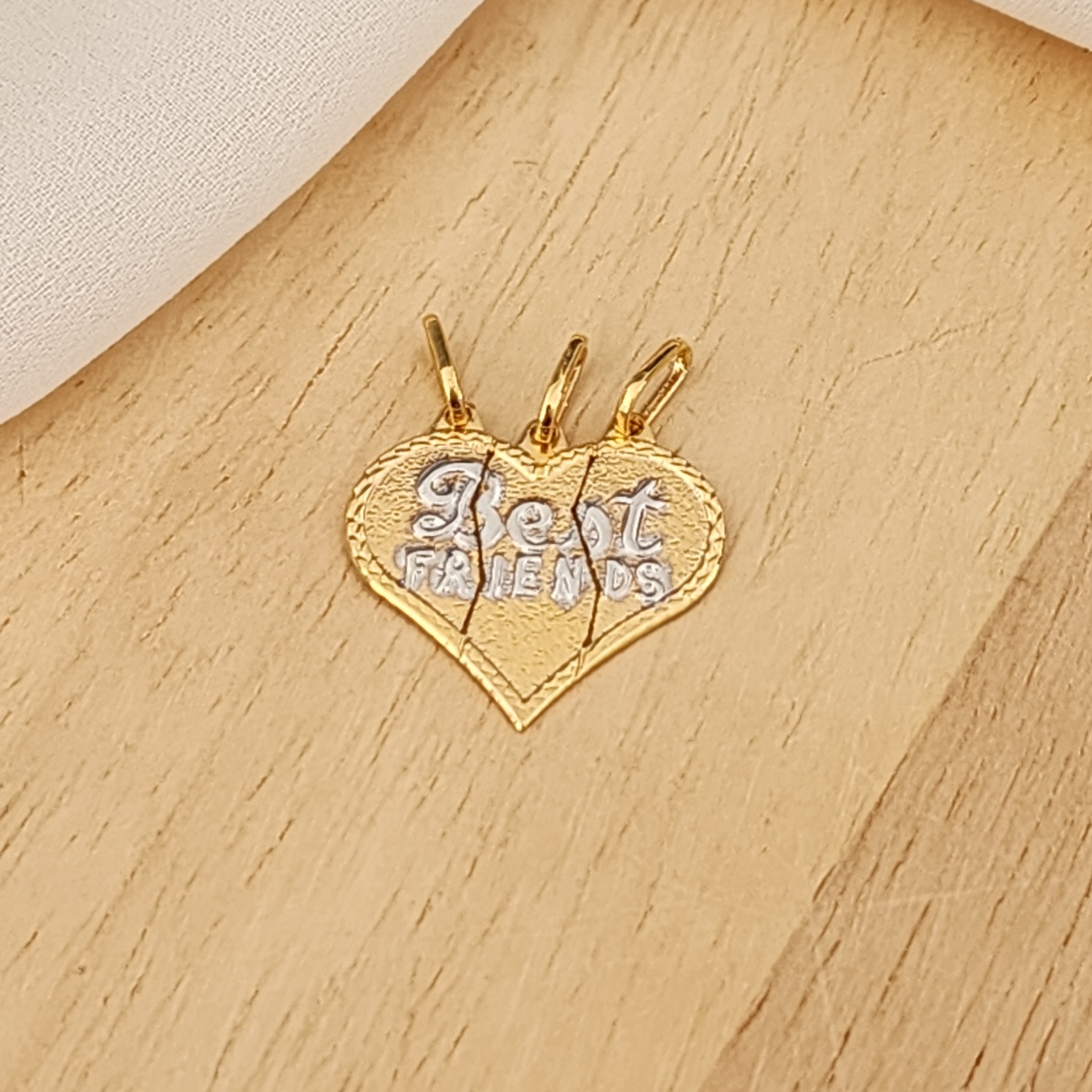 PINGENTES DOURADO CORAÇÃO BEST FRIENDS