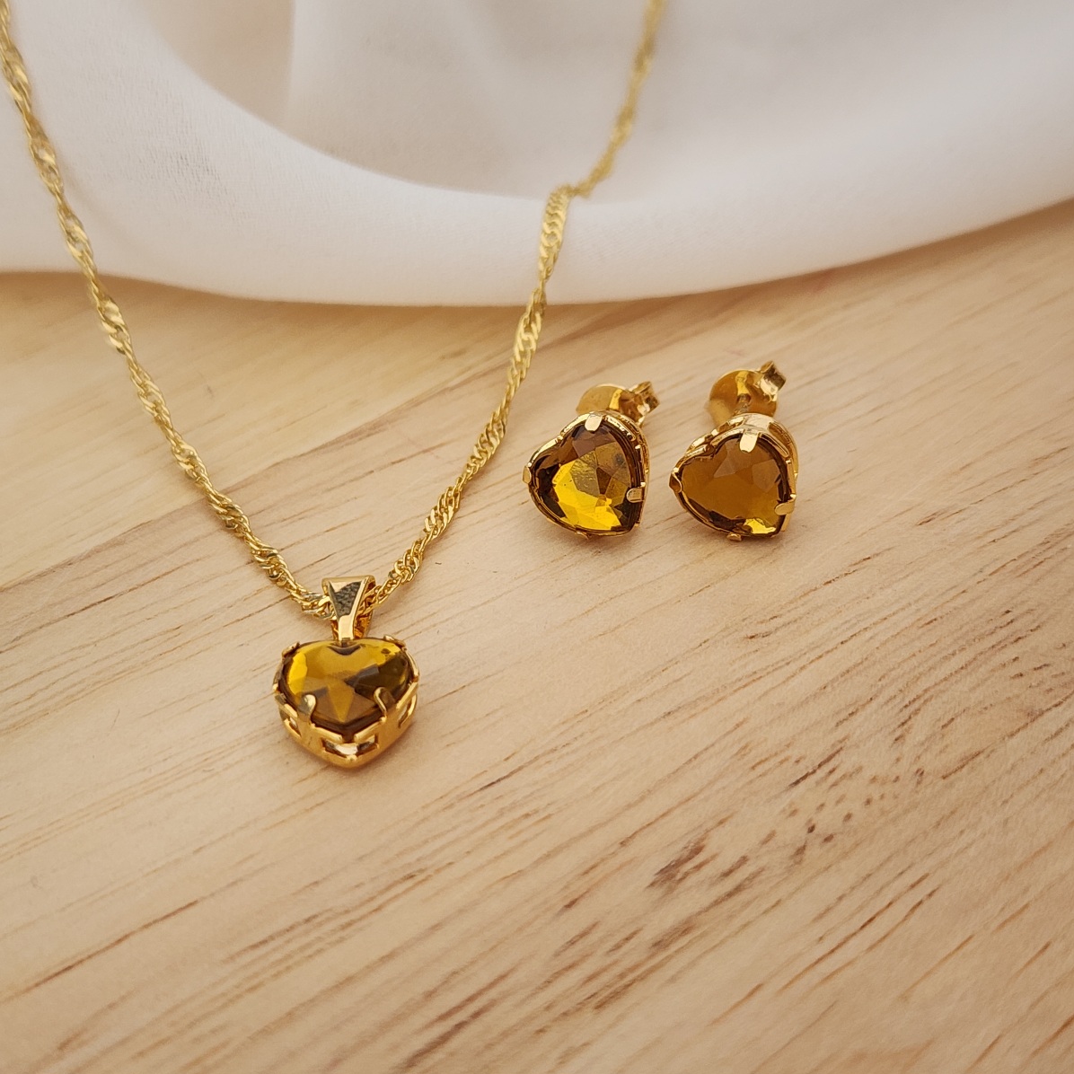 CONJUNTO DOURADO CORAÇÃO CORRENTE SINGAPURA