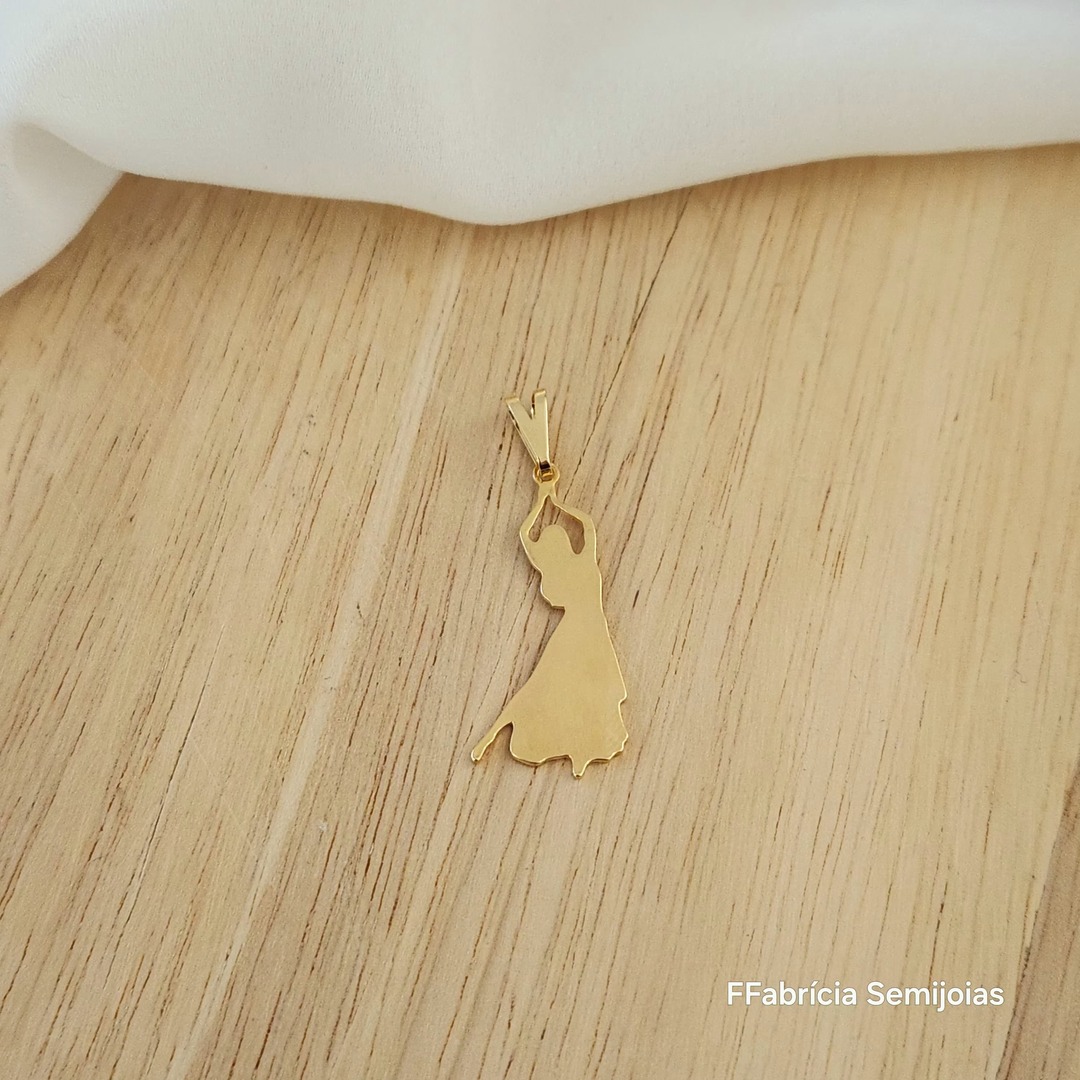 PINGENTE DANÇARINA 3CM