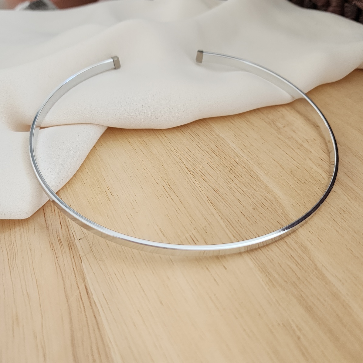 COLAR GARGANTILHA CHOKER CHAPADA PRATA