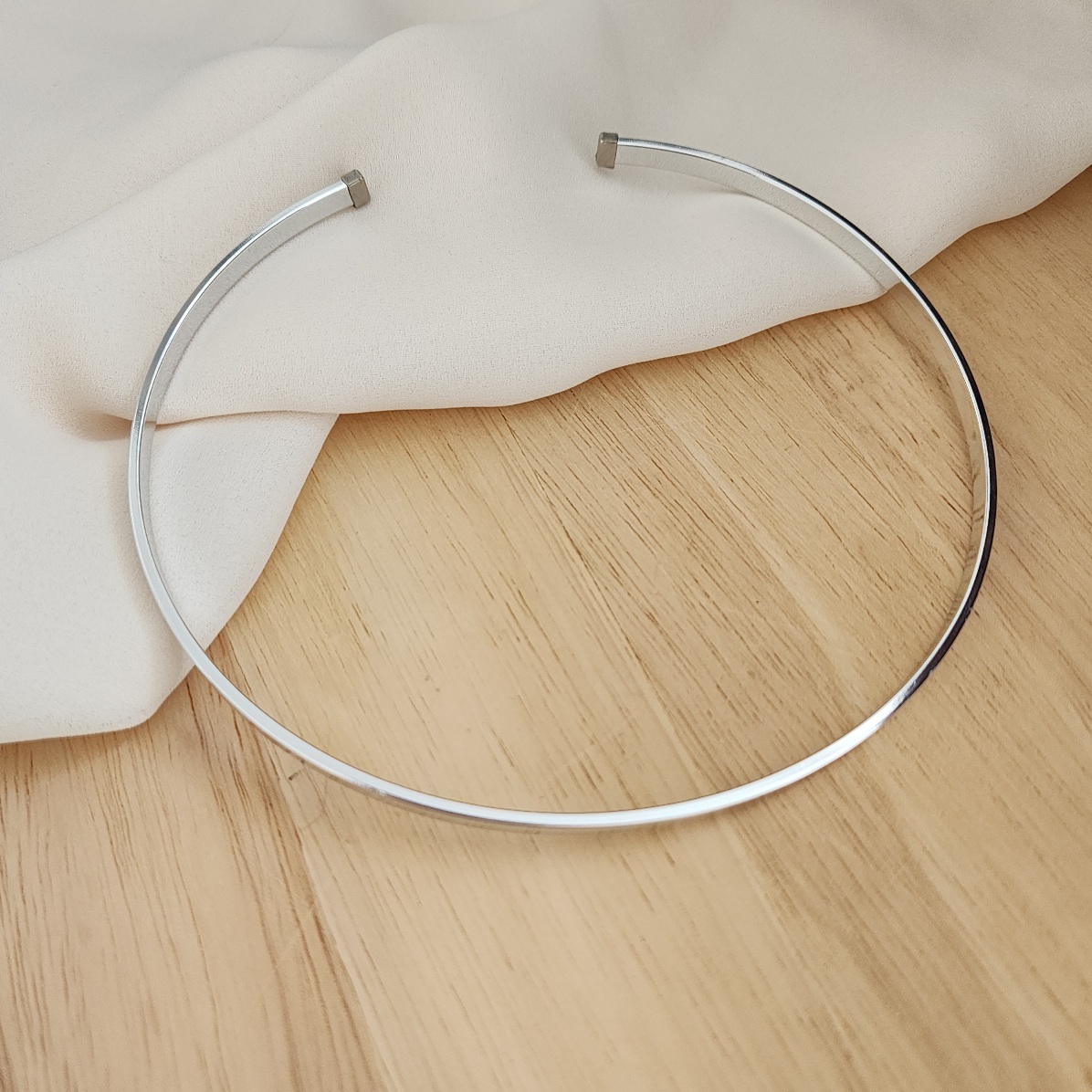 COLAR GARGANTILHA CHOKER CHAPADA PRATA