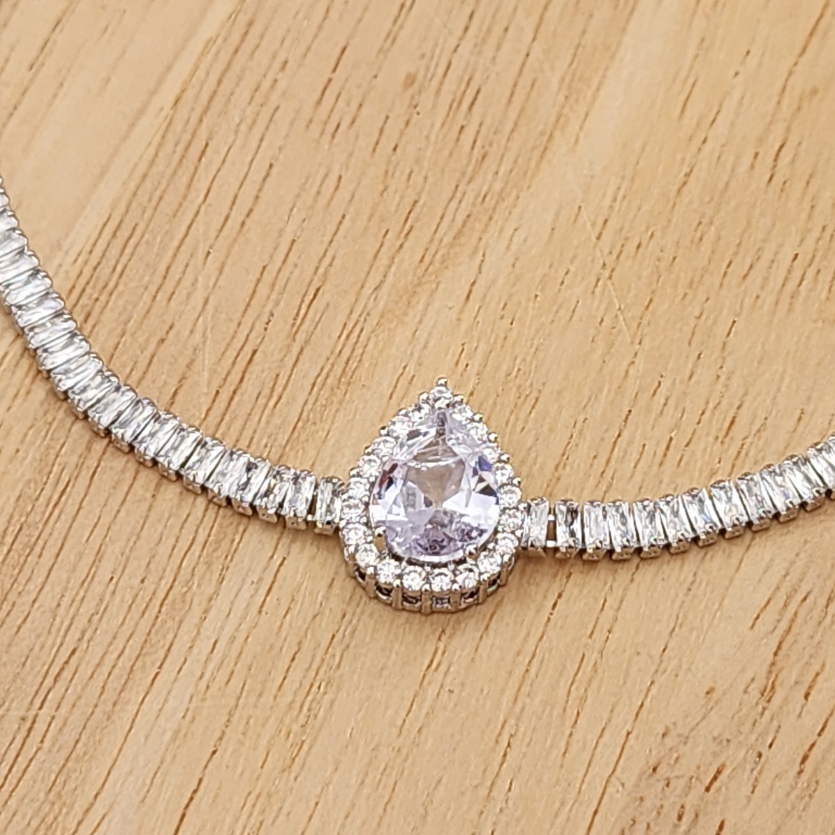 PULSEIRA NAVETES GOTA CRAVEJADA