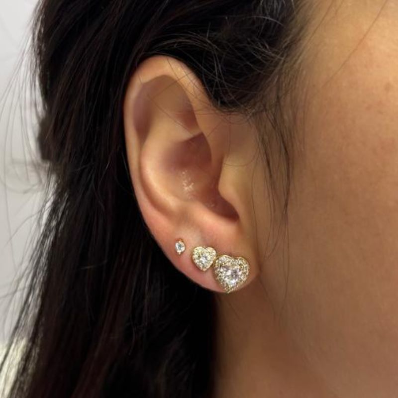 BRINCO TRIO CORAÇÃO CRAVEJADO EM VOLTA