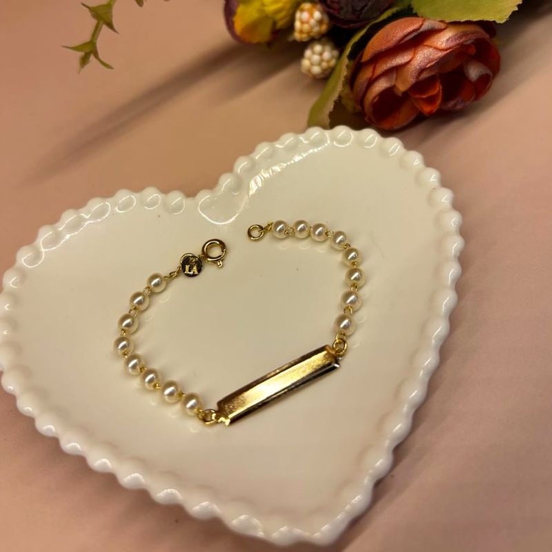 PULSEIRA INFANTIL PLACA E PÉROLAS