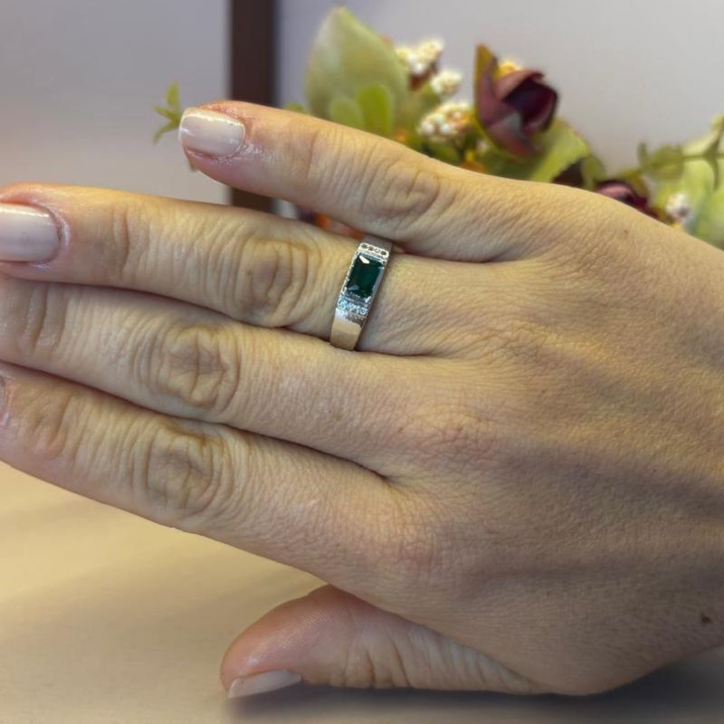 ANEL ZIRCÔNIA RETANGULAR