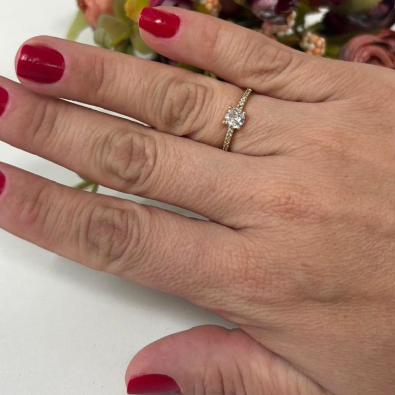 ANEL SOLITÁRIO AROS GRAVEJADOS