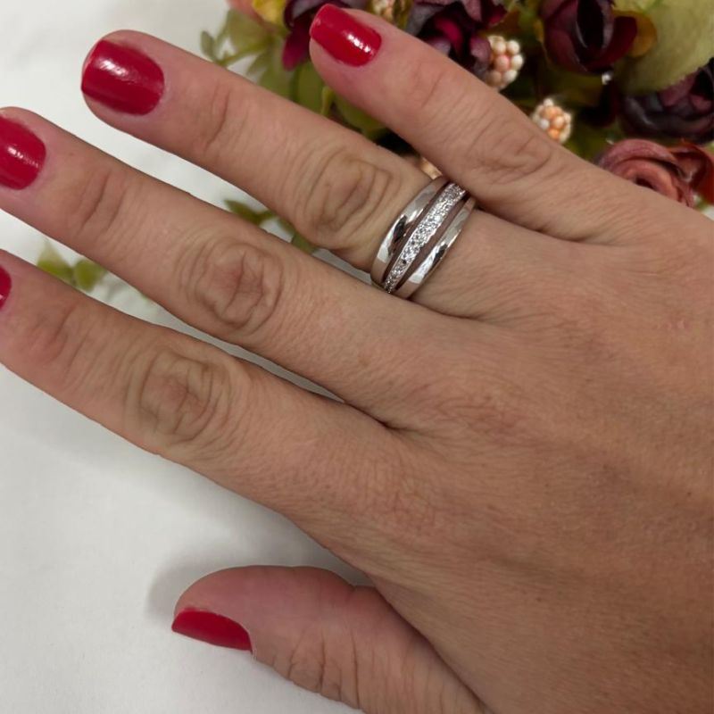 ANEL LARGO MEIO CRAVEJADO